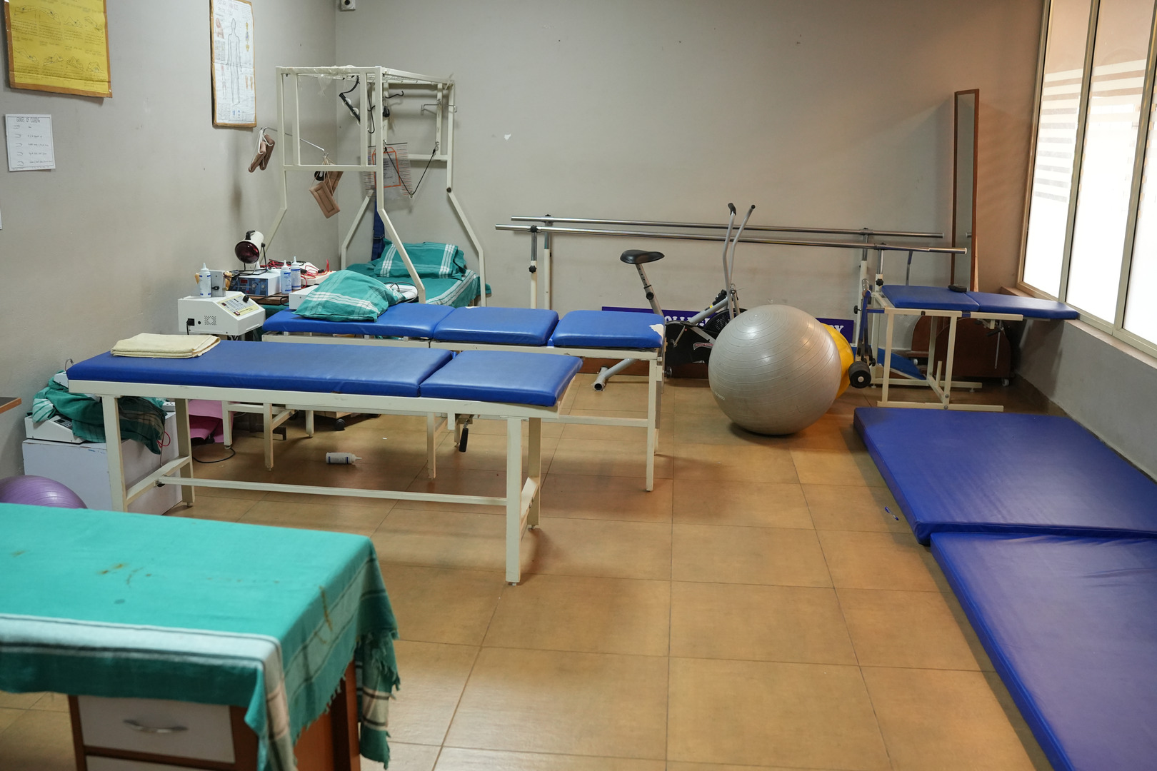 Physiotherapy lab
